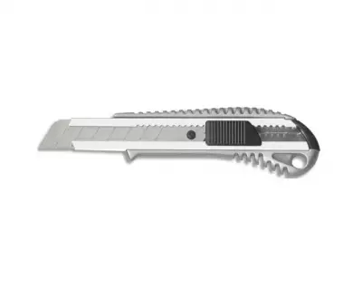 Cutter m�tal 18 mm